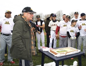 Drinkers festeggiano Sandro Maffei (2)